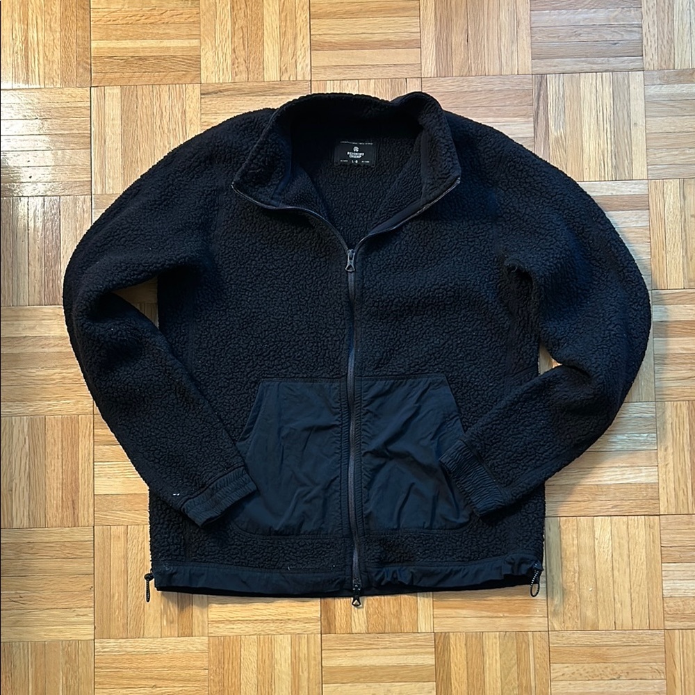 REIGNING CHAMP FLEECE SZ LARGE